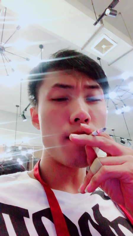 乐天的第四张照片--拉萨中老年相亲网