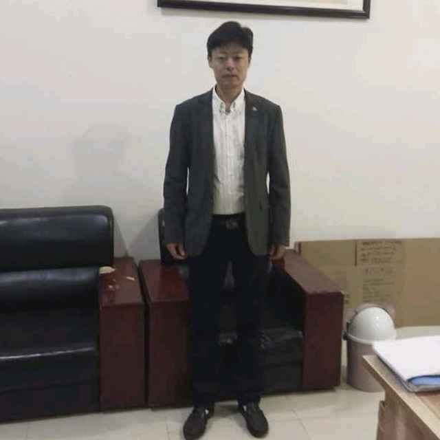 蓝天白云的第一张照片--拉萨中老年相亲网